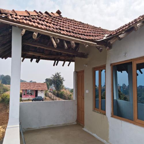Cold Wave Homestay, Dhusawani